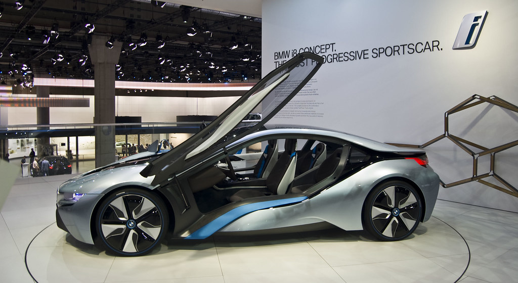 BMW i8 – niezwykły sportowiec